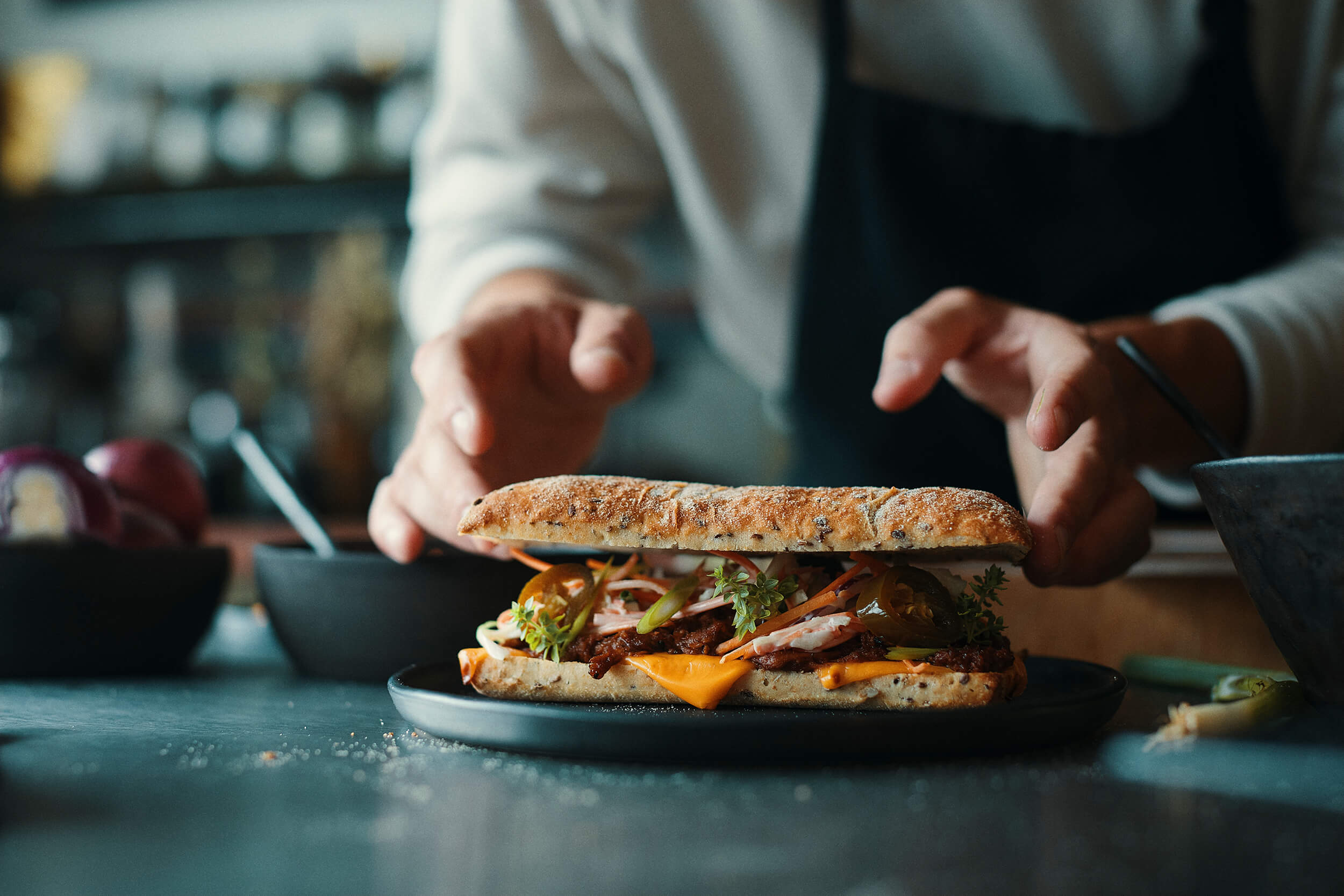 Assortiment brood, banket en bake-off
